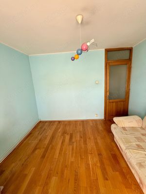 Vând apartament cu 2 camere decomandat + garaj - imagine 6