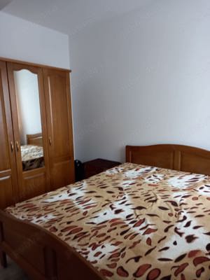 Închiriez garsonieră decomandată în zona Central  - imagine 2