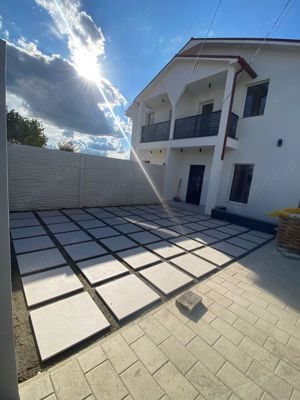 Echipa montam pavaj si borduri