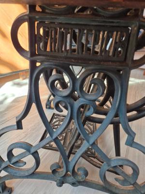 Masina de cusut  FRATI KEPICH