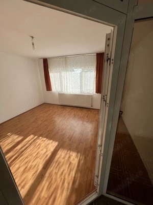 Apartament 2 camere cu centrala etaj 4 zona Bucovina  - imagine 6