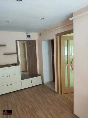 Apartament la parter înalt - 68 mp + garaj , Dumbrava Nord, Zalău - imagine 3