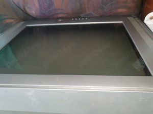 TV cu tub catodic, functionant, cu telecomanda