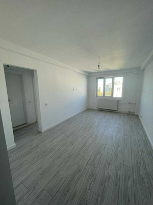 Titan, Piata Salajan, Apartament 3 camere, Complet Renovat! - imagine 13