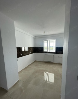 Titan, Piata Salajan, Apartament 3 camere, Complet Renovat! - imagine 9