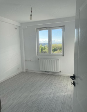 Titan, Piata Salajan, Apartament 3 camere, Complet Renovat! - imagine 4