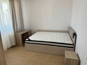 Inchiriez apartament 3 camere in Campina renovat si mobilat. - imagine 5