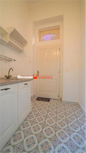 APARTAMENT + GARSONIERA | AMPLASAMENT ULTRACENTRAL - imagine 12