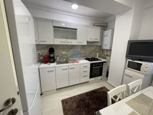 Apartament lux in Complex Rezidential, loc de parcare si gradina - imagine 4