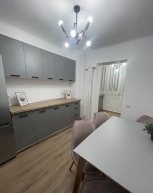  apartament de 3 camere Calea Mosilor 