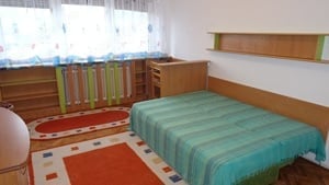 Inchiriez apartament 2 camere in Deva, zona Piata Centrala, decomandat, suprafata utila 48 mp, 