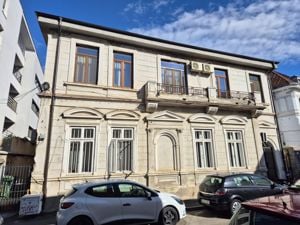 Apartament cu 4 camere + pod - Vicoriei - Lascar Catargiu - imagine 2