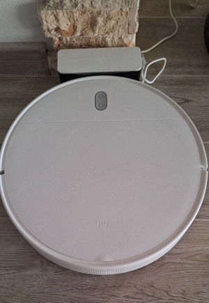 Vand aspirator-mop robot