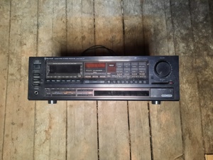 Convenabil combina muzicala Amplituner+Deck dublu casetofon marca Sherwood 2x70 W aproape nefolosite