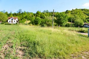 Teren intravilan de vanzare in Bogdanesti (7km de Onesti), Proprietar - imagine 4