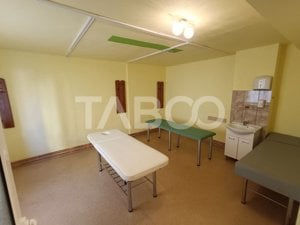 Spatiu comercial 5 incaperi 3 bai 107 mp utili boxa Cetate Alba Iulia - imagine 3