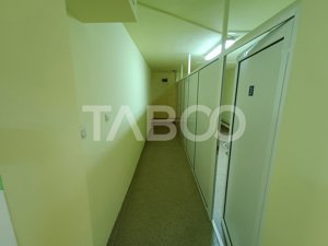 Spatiu comercial 5 incaperi 3 bai 107 mp utili boxa Cetate Alba Iulia - imagine 16