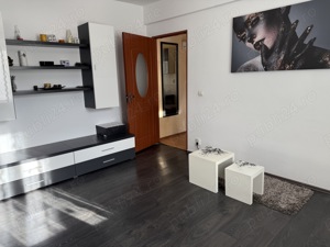 Apartament 2 camere in zona centrala - imagine 2