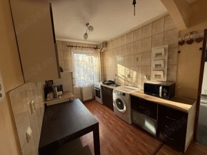 Apartament 2 camere in zona centrala - imagine 3