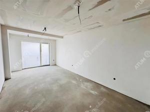 Apartament la cheie cu 2 camere balcon etaj 1 zona Doamna Stanca - imagine 3