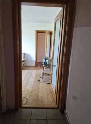 Vanzare Apartament 3 Camere Semidecomandat Bld. Brancoveanu - Secuilor - imagine 6