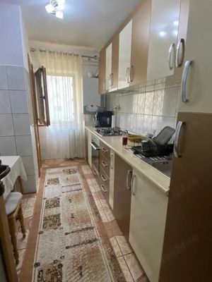 Apartament cu 3 camere, Strada A.Purice - Gara, etajul 2 - imagine 5