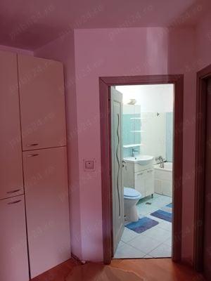 Persoană fizică închiriez apartament în regim hotelier  - imagine 6