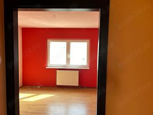 Apartament cu 3 camere, 80 mp - imagine 3