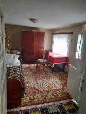 Casa batraneasca - imagine 7