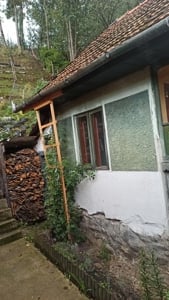 Casa cu teren la preț de garaj  in Aninoasa Jud. Hunedoara - imagine 4