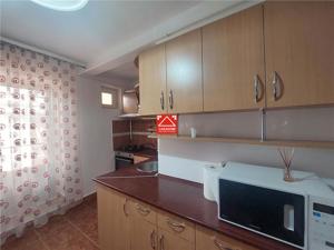 Apartament 3 camere, cu terasa, in Chisineu Cris - imagine 18