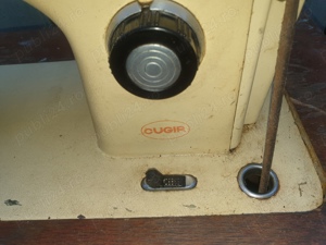 Masina de cusut Ileana M, Cugir, pentru piese sau ornament - imagine 3