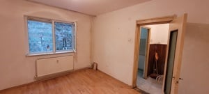 Vând apartament 3 camere-Zona Big ,Tulcea - imagine 2