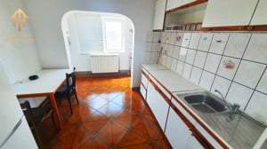 De Vânzare Apartament cu 2 Camere în Lugoj, pe Spl. Tineretii - imagine 4