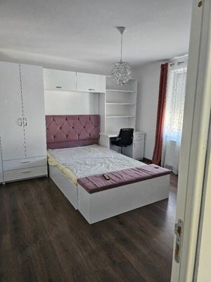 Vand ap 3 cam lux Iosia Nord et 4 cu acoperis ,2 pe palier ,86 mp , modern ,mobilat ,dotat - imagine 7