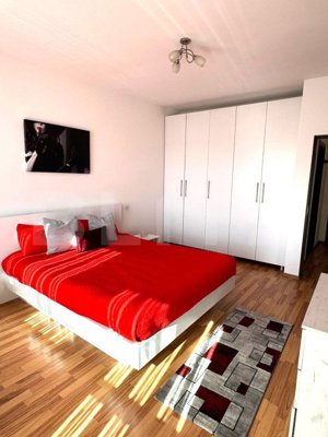 Apartament 2 camere, decomandat, etaj intermediar, zona Traian Vuia - imagine 5