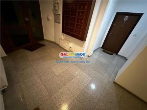 Vanzare apartament deosebit, cu 120 mp curte Damaroaia - imagine 4