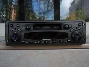 radio Blaupunkt Ford Nissan Opel Philips Skoda auto casetofon cd tape 12 modele