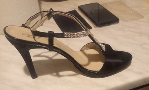 Sandale din piele cu pietricele 