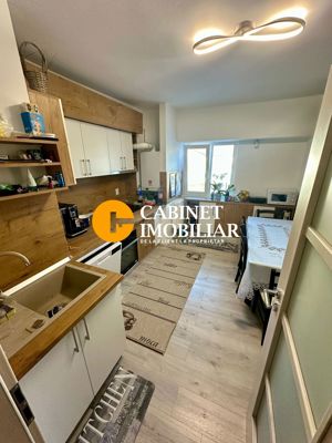 4 CAMERE RENOVAT - ETAJ 3 - BLOC DIN 1990 - ROND ZIMBRU - imagine 10