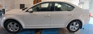 Dezmembrez Skoda Octavia 3 berlina  -1,6 tdi cod motor CXX cutie viteze DSG  