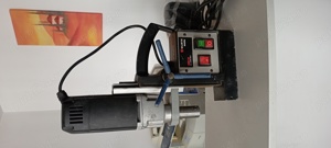 masina de gaurit cu talpa magnetica si scule de mana