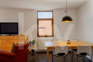 Apartament cu farmec istoric de vânzare în inima Sibiului! - imagine 2