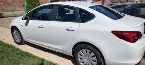 Vând Opel Astra 1,4 Turbo - imagine 6