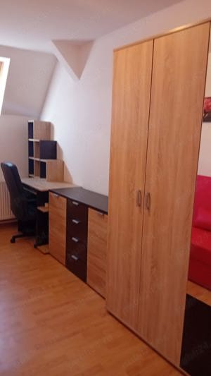 De vanzare apartament cu 3 camere zona Piata Doina - imagine 5