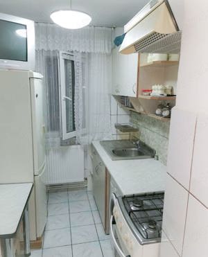 Vand apartament 3 camere Craiovita, etaj 3 din 4 - imagine 8