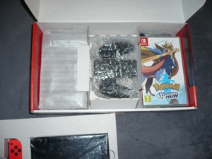 Nintendo Swich V2 complet aproape nou la cutie husa consola huse joistick 3 jocuri Pokemon,Minecraft - imagine 6