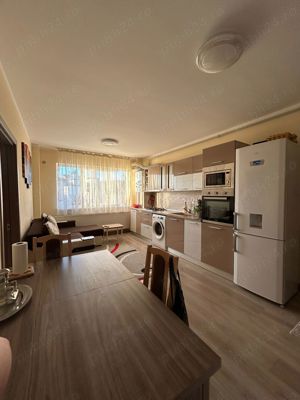 PF vand apartament 3 camere ,loc.Baciu ,zona Petrom - imagine 8