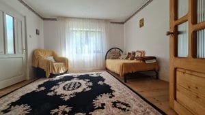 Casa de vanzare cu 5 camere, Zona mirifica la 19 km de Targoviste - imagine 4