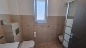 Vila de 5 camere , zona Bartolomeu - imagine 10